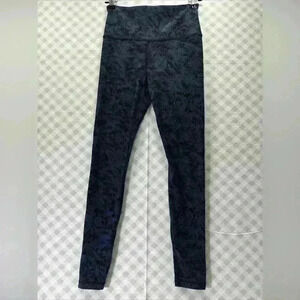 Athleta Elation Textured Legging Size Small – Floral Print, Pockets, Compression